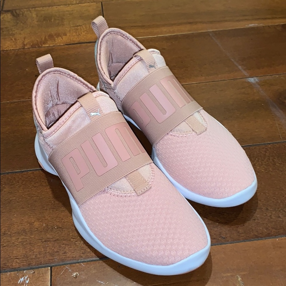 Puma dare soft foam shoe